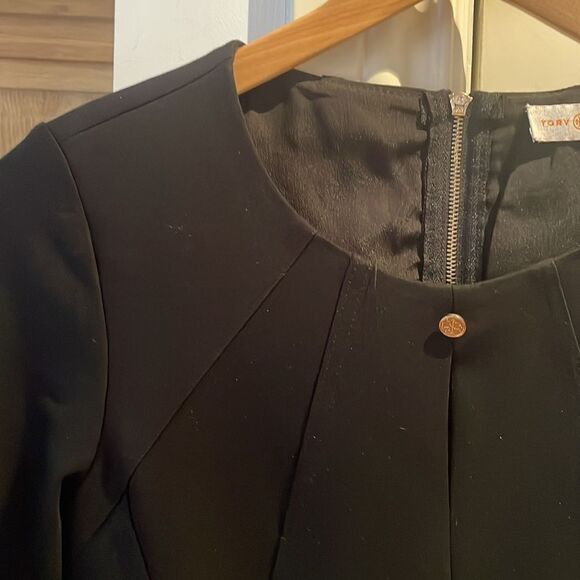 🎀 Tory Burch LBD shift dress small - Picture 4 of 13